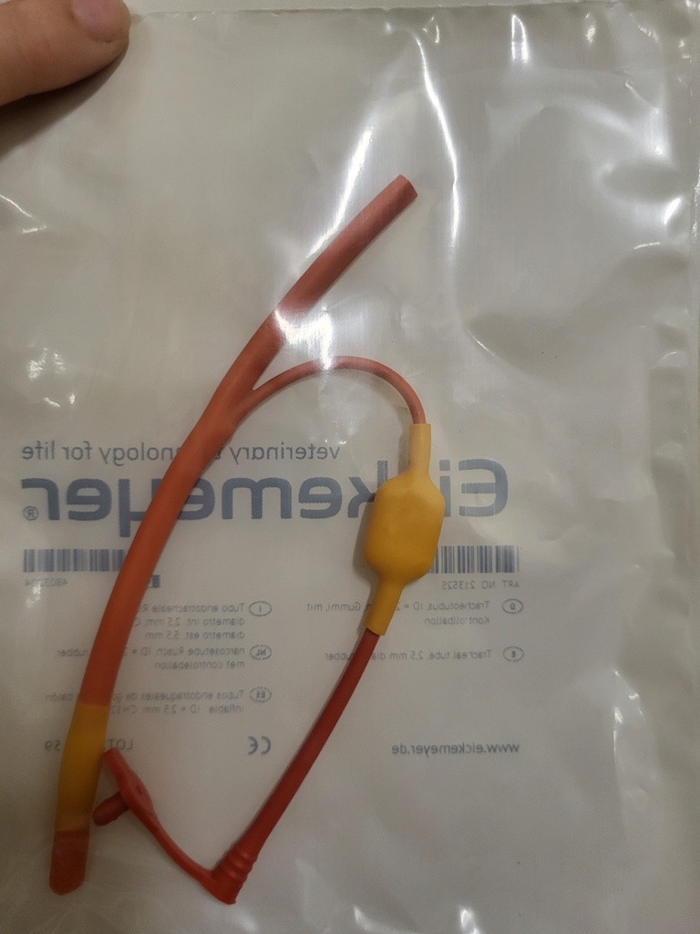 [213525] 2.5 mm Red Rubber Endotracheal Tube